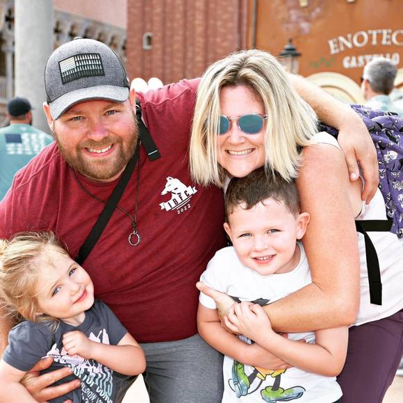 Meet your Posher, Russell - Picture 1 of 1